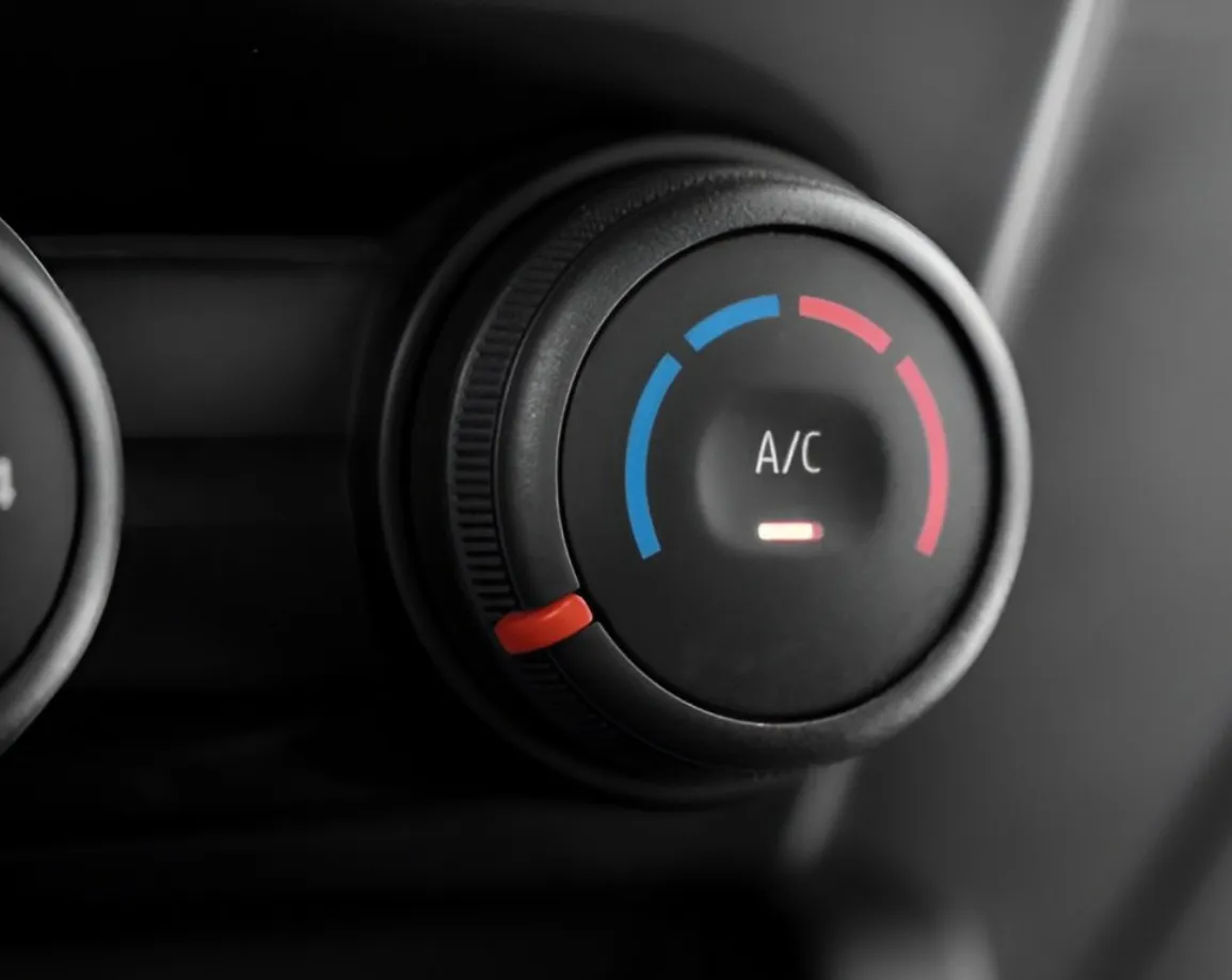 AC condenser and evaporator cleaning and replacement at Focus Auto Dubai